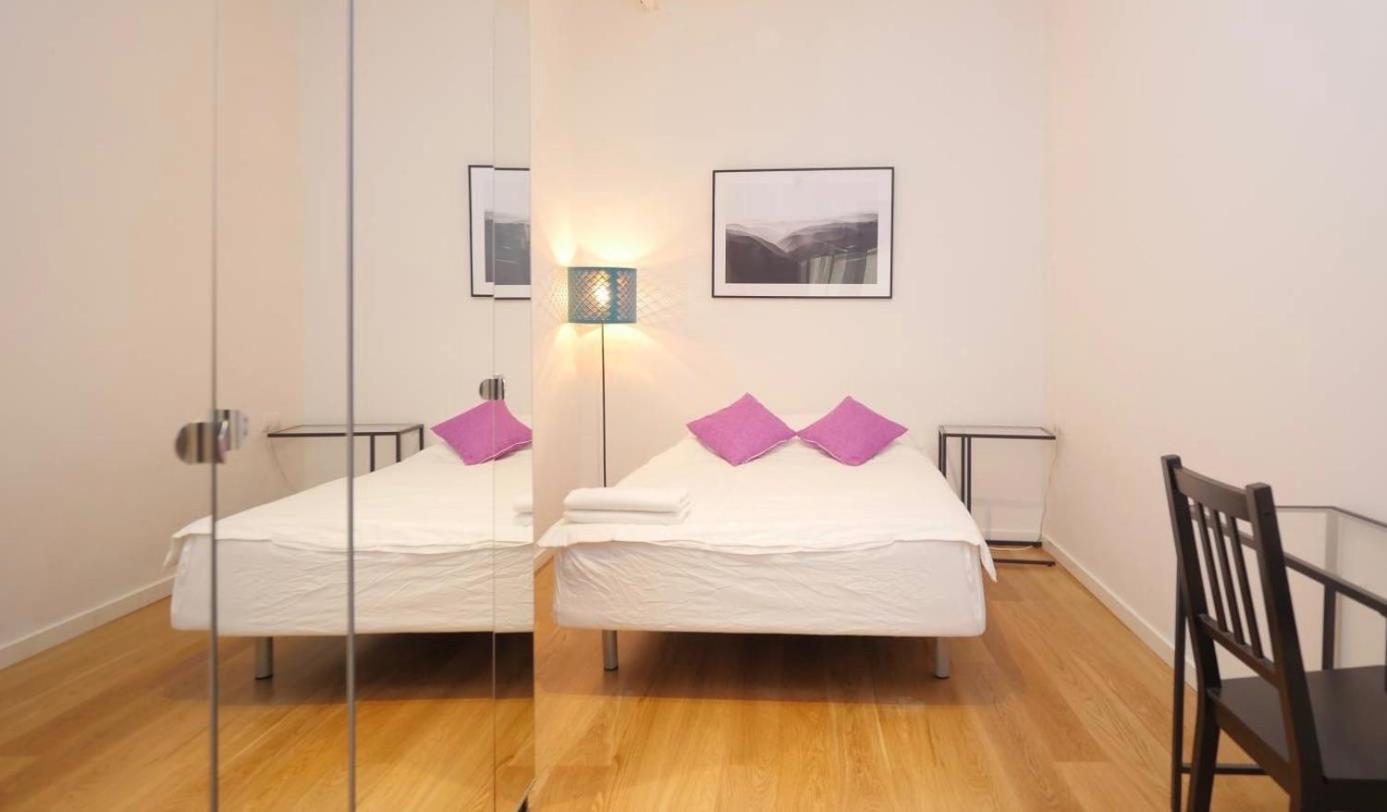 Oasis Apartments & Studios Old Town Center Βαρκελώνη Εξωτερικό φωτογραφία