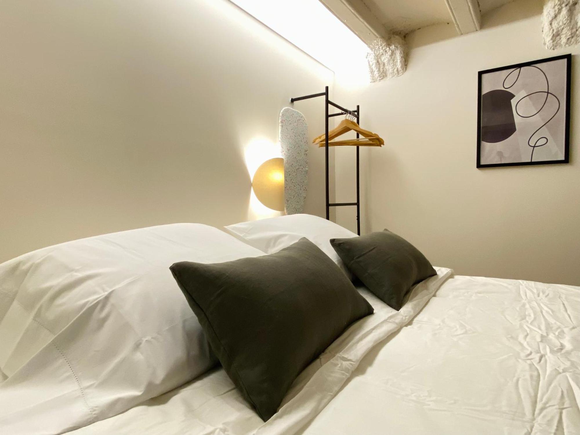 Oasis Apartments & Studios Old Town Center Βαρκελώνη Εξωτερικό φωτογραφία